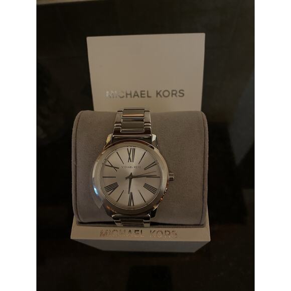 Michael Kors 3489 Silver Bracelet Watch Japan Movement Women Round Face NWT main image 4